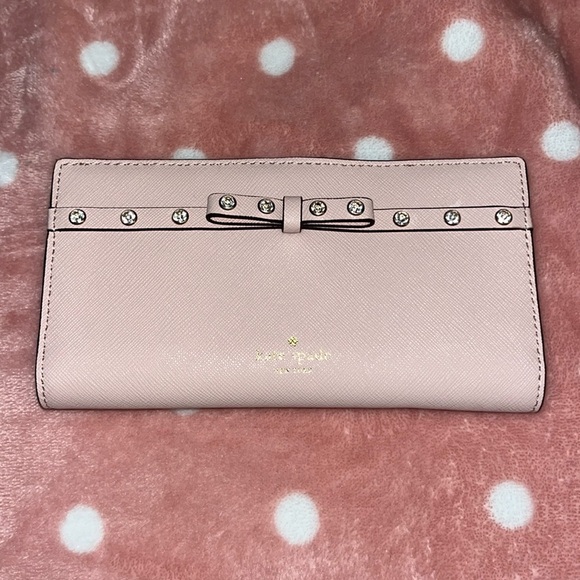 Kate Spade Laurel Way Jeweled Bow Leather Wallet in Pink NWOT - Picture 1 of 9